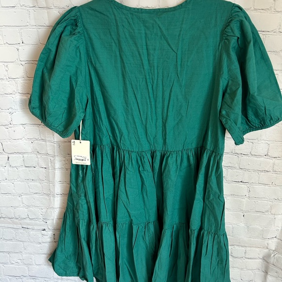 Dress - Picture 2 of 3